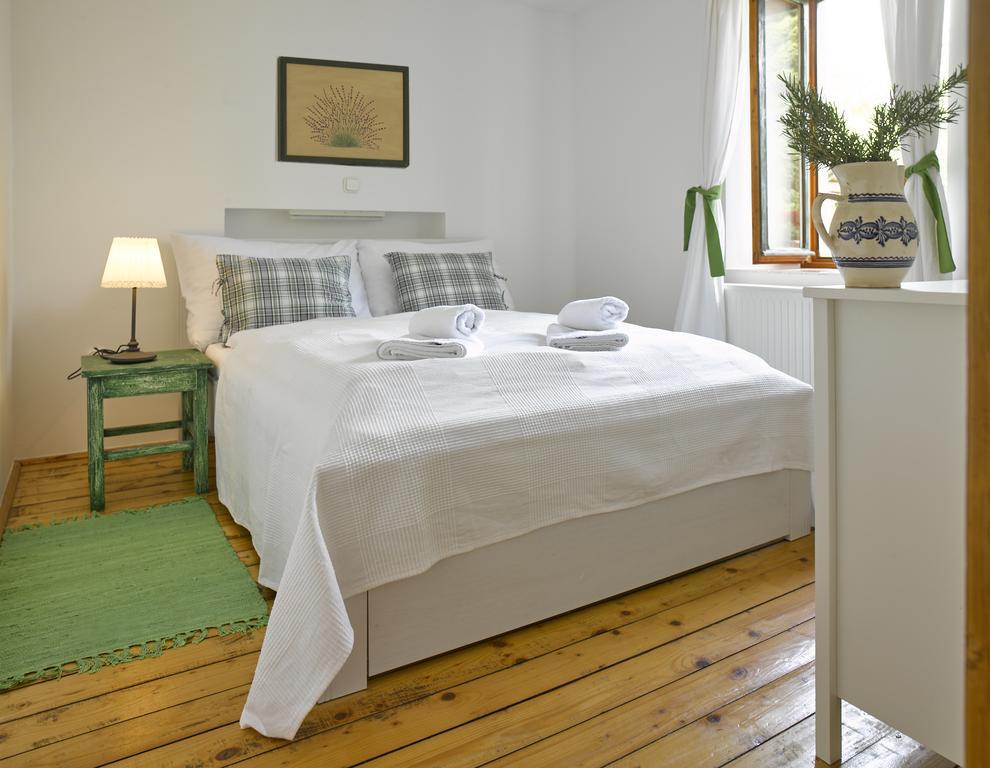 Videki Haz Guest House Tagyon Ngoại thất bức ảnh